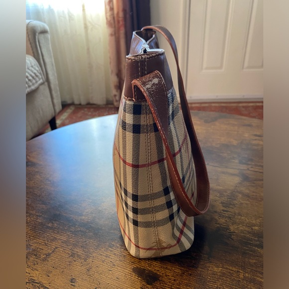 Burberry Beige and Brown Check Shoulder Bag - Picture 4 of 16
